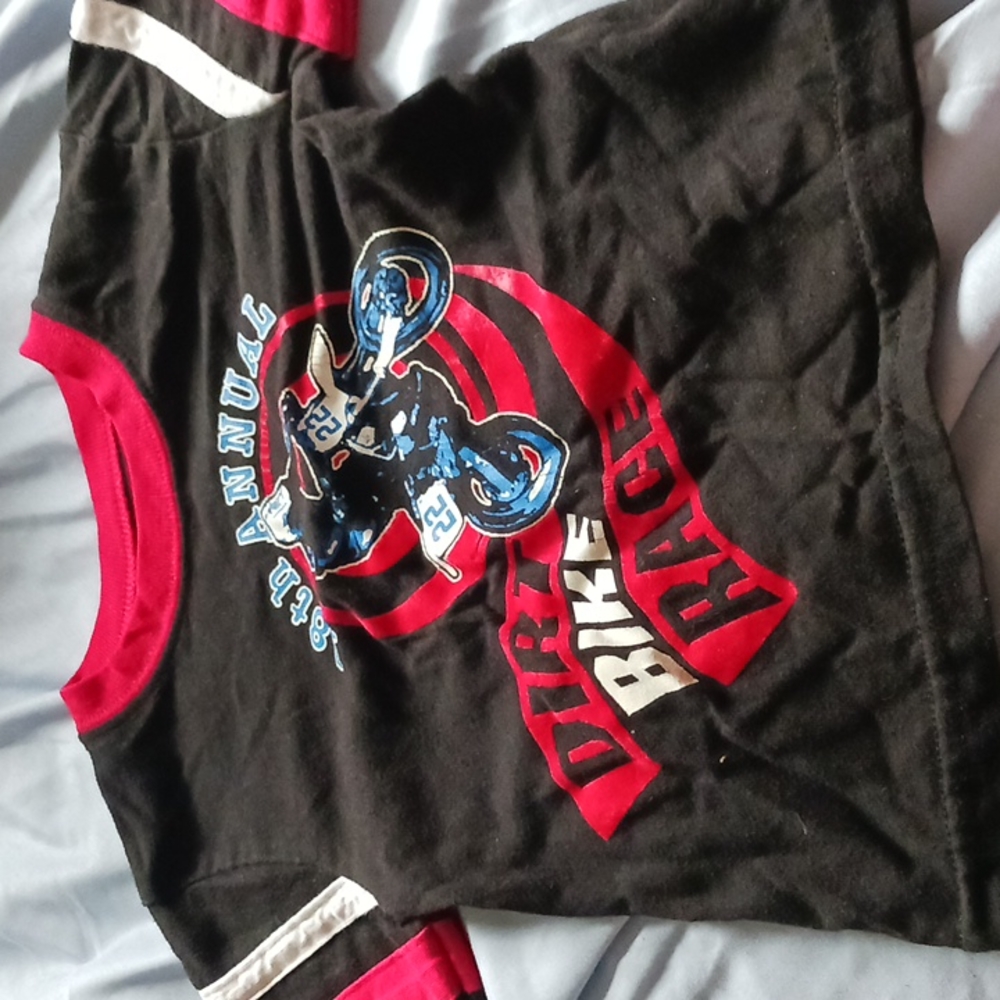 Garnimals 18 month tee shirt with built in long sleeve